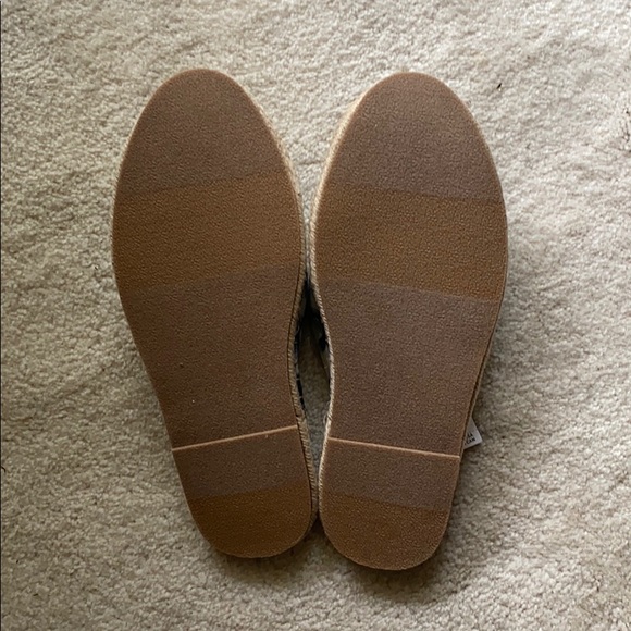 LAST PAIR - NEW Torrid tie dye wide width espadrille mule/shoe - Picture 9 of 11